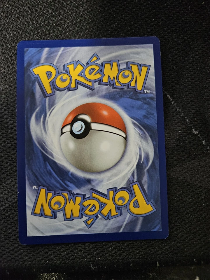 Expedition Uniform 137/198 Swsh06: Sword & Shield - Chilling Reign Reverse Holo - Image 2 of 2