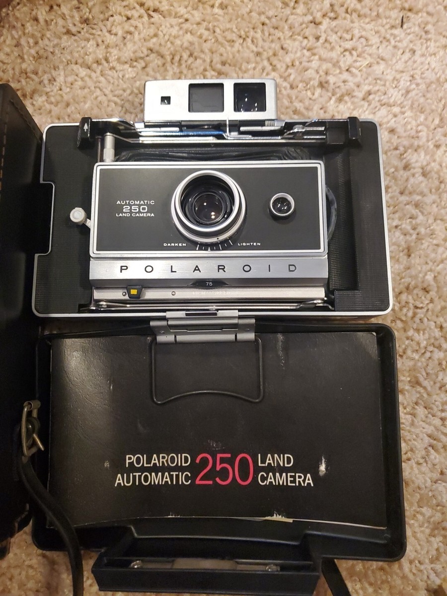 Vintage Polaroid #250 Automatic Land Camera With Many Assessories