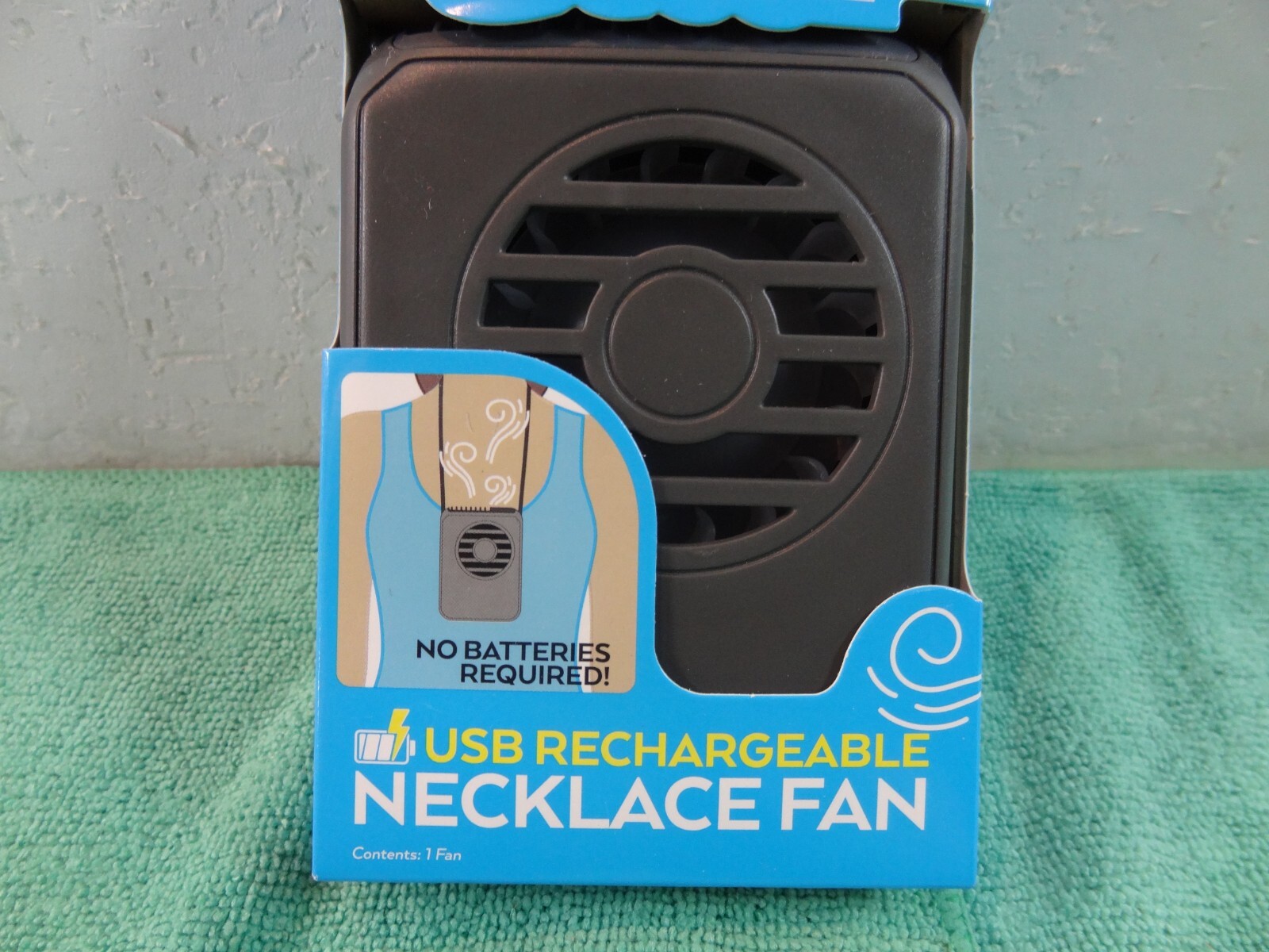 NEW O2COOL USB Rechargeable Necklace Fan Lasts Up To 18 Hours On One