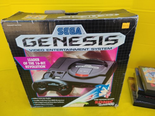 Sega Genesis Model 1601 Console COMPLETE CIB BOX OEM RF AC controllers Games Wrk - Picture 17 of 22