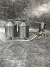 1/64 scale grain bins