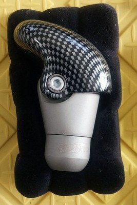 (1) Genuine 5 Zigen 5ZR FORMULA SHIFT KNOB (1) TEAM 5 ZIGEN FN SHIFT KNOB