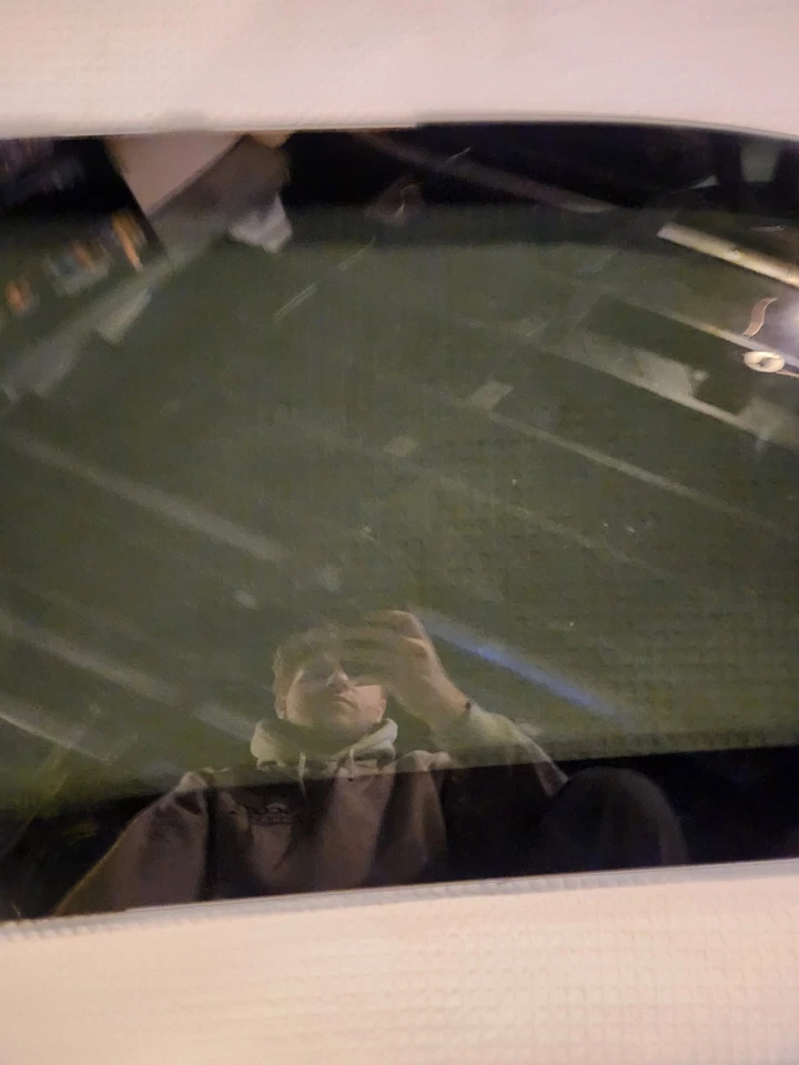 Cuarto trasero de vidrio para conductor Grand Caravan Town & Country 2008-20 OEM izquierdo Foto 3 de 4