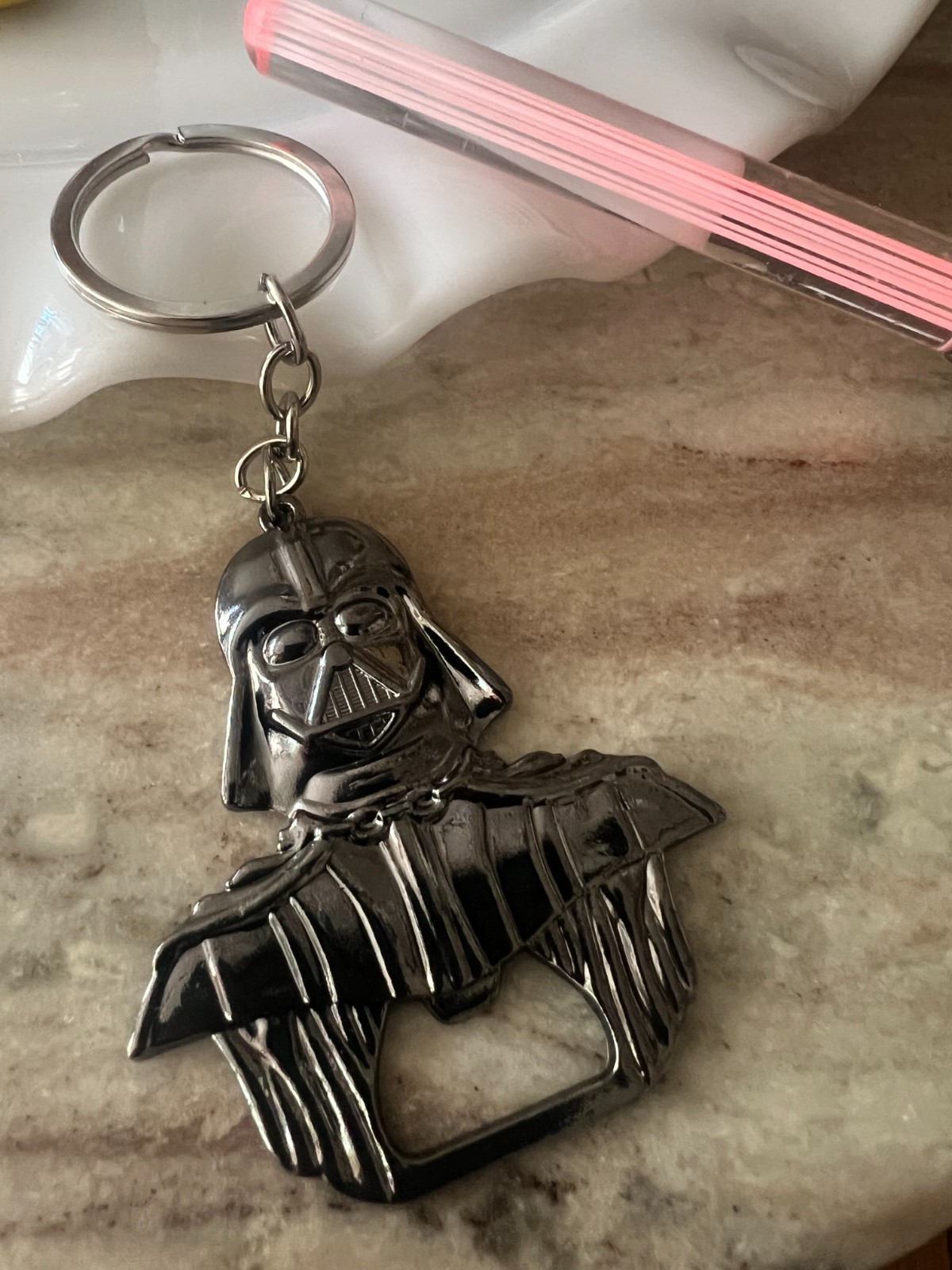 STAR WARS DARTH VADER Figurine  Pewter color Keychain bottle