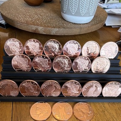 Lot of  20 Uncirculated liberty/Bald Eagle design Novelty Copper Coins. 