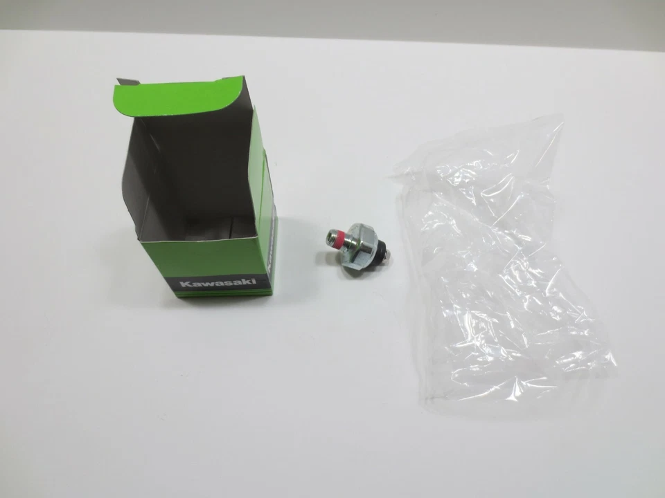 Interruptor de presión de aceite original Kawasaki 27010-0851 Foto 2 de 4