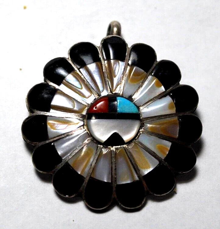 Zuni sunface pendant online
