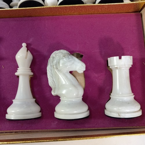 Scacchiera Vintage 1967 Edizione Torneo Cavalier n. 1498 Staunton USA completo - Foto 13 di 21