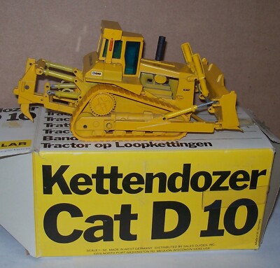 1:50 Caterpillar Cat D10 Dozer with Ripper - Conrad Germany
