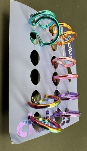Claires Set Of 5 Clip On Small Hoop Earrings. New MSRP $14.99 - Picture 3 of 6
