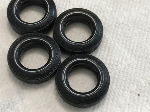 MPC 1/25 VINTAGE SET DI 4 PNEUMATICI F-70 X 15 GOODYEAR SPEEDWAY - Foto 2 di 3