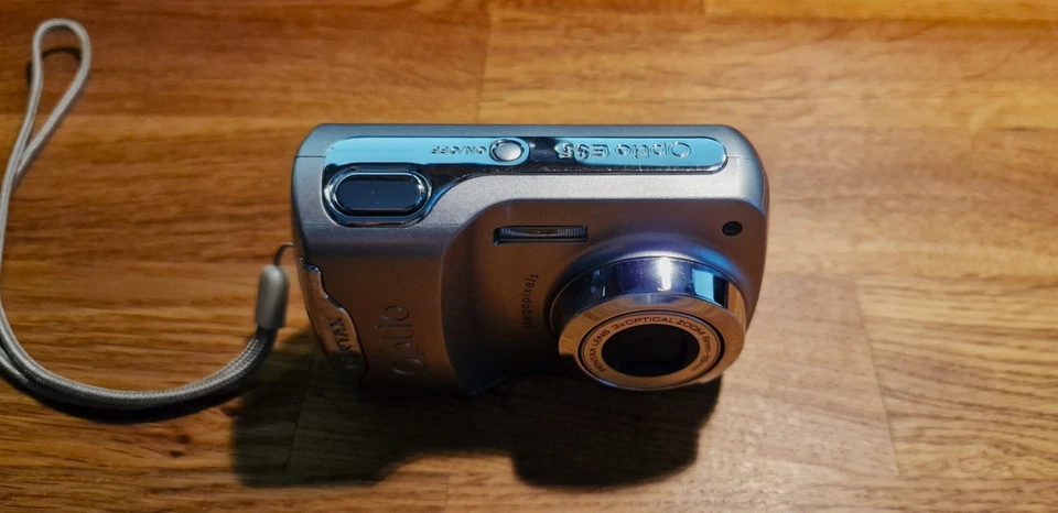 Pentax Optio E35 Digitalkamera - Bild 3 von 4