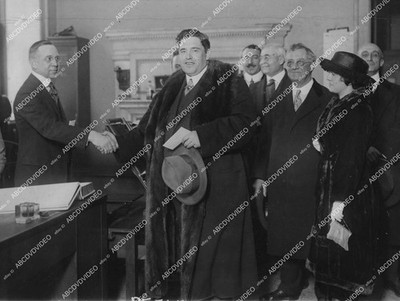 ( circa 1925 music singer John McCormack greeted by fans - crp-38577