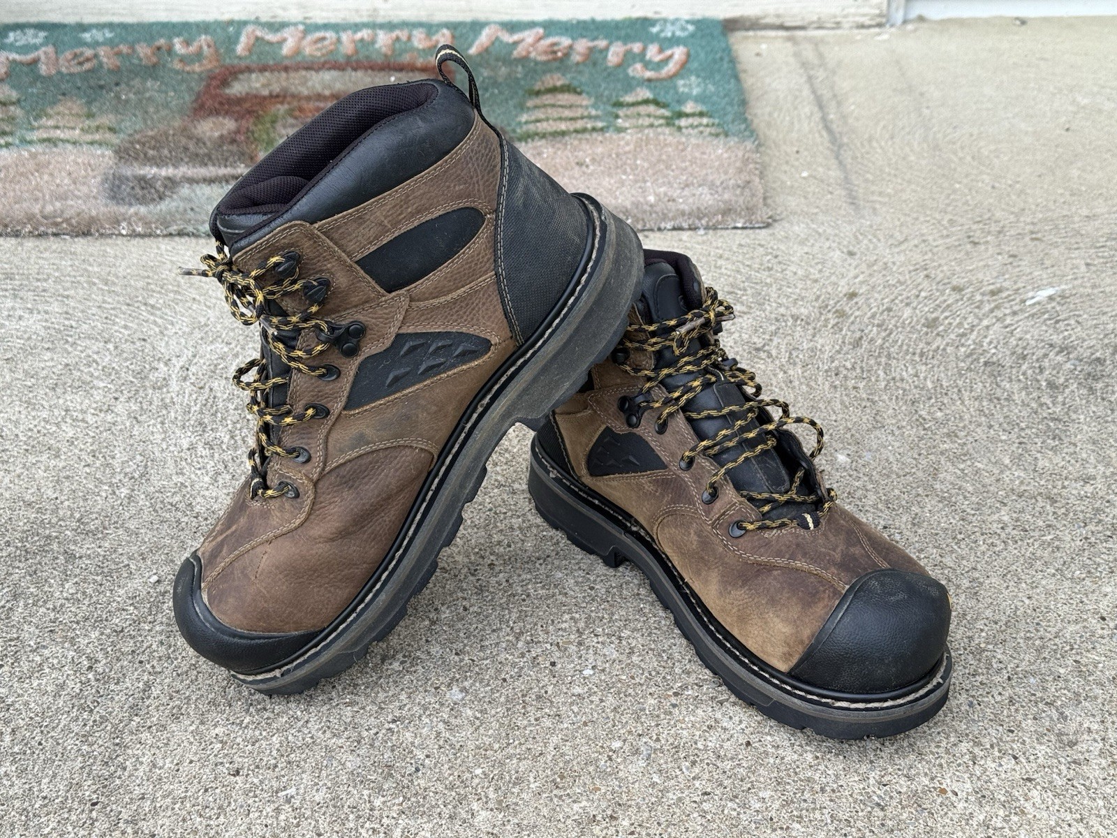 Stivali da lavoro Keen punta acciaio uomo 11 D impermeabili pelle pesante ASTM F2413 11