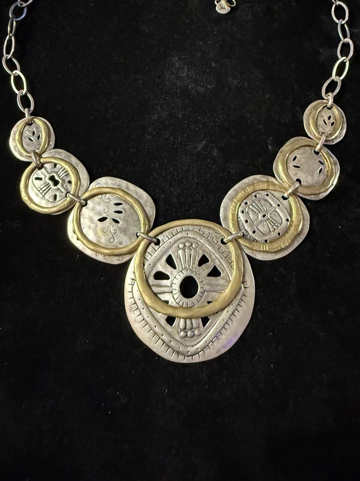 Collar Babero Silpada Plata de Ley 925 y Latón Boho Grabado Disco Distintivo Foto 2 de 4