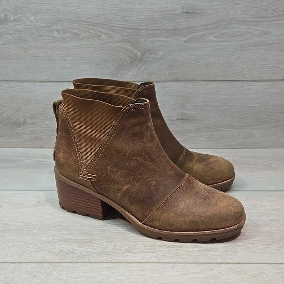 sorel ankle tractor platform leather boots