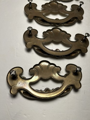 Lot Of 17 Vintage KBC2 Keeler Brass Co. Brass Dresser Furniture Drawer Pulls - Picture 14 of 19