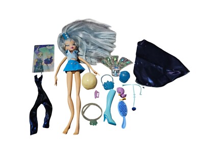 Mattel Winx Club 2004 Season 1 Icy Witch Transformation Doll Accessories 