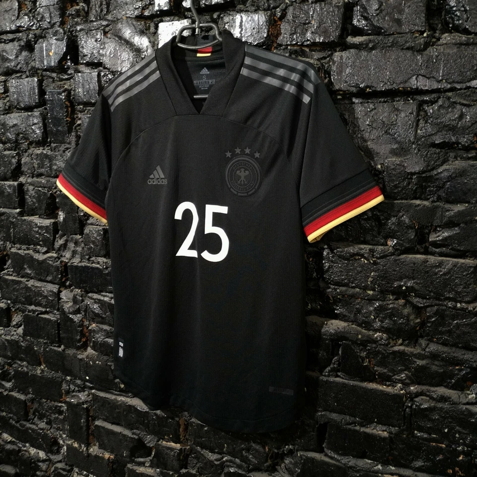 Camiseta de fútbol visitante Muller Alemania 2020-22 Adidas edición jugador hombre talla S Foto 4 de 4