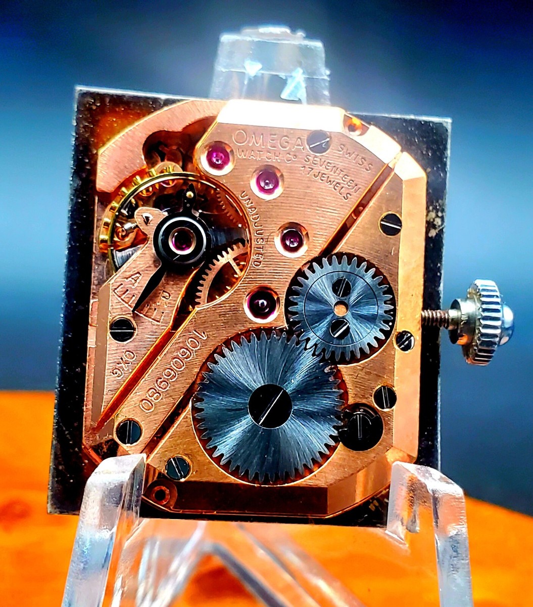 Vintage 1940's OMEGA 3X Signed Men's Watch With Awesome Lugs