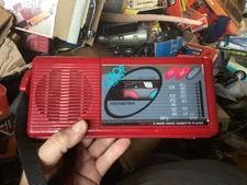 Soundesign Color Tunes Radio Cassette Player Model 4603BUR Red AM FM Vintage