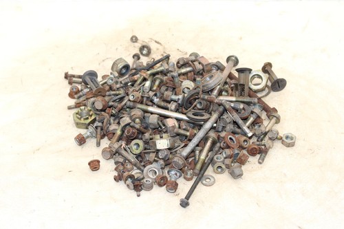 2004 Bombardier Out Lander Oem Nut Bolt Spacer Hardware Kit AB12 - Afbeelding 1 van 8