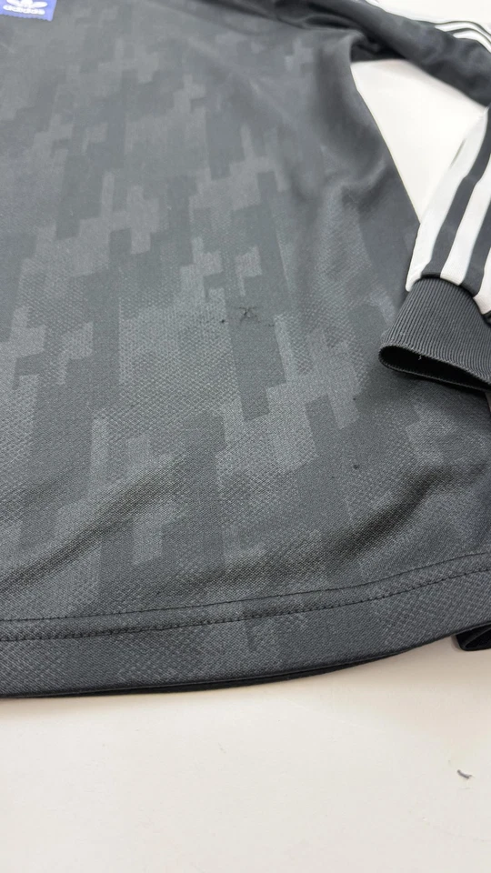 Camisa Adidas masculina pequena preta manga longa 3 listras trevo gola redonda originais - Imagem 3 de 4