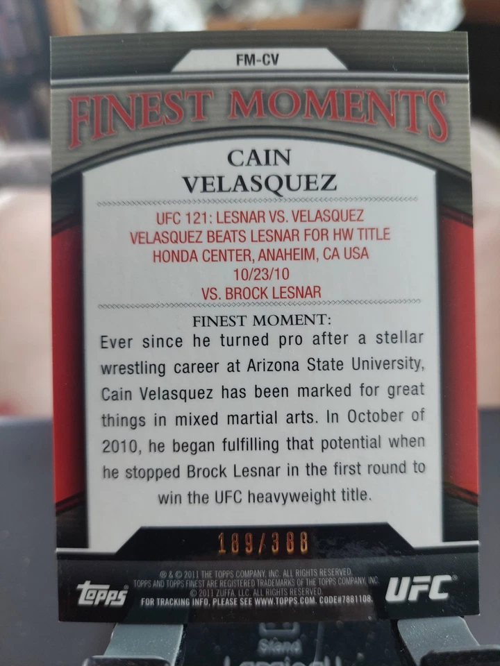 Cain Velasquez #FM-CV Finest Moments 2011 Topps UFC Finest X-Refractor #189/388 - Image 2 of 2