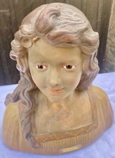 l'espiègle signée JOLIVEAUX  buste  art nouveau fillette  plâtre yeux en sulfure