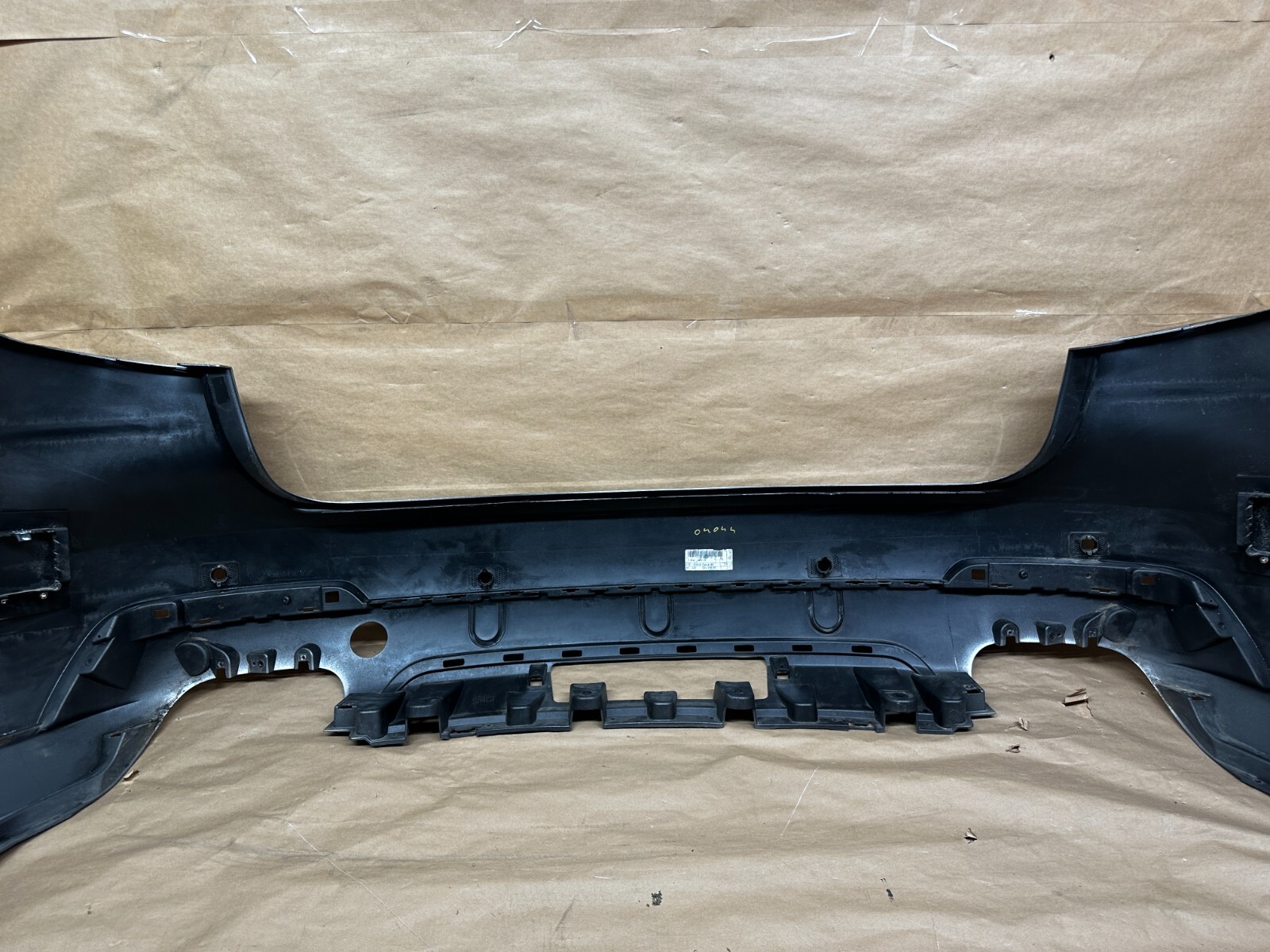 🌎 2017-2022 Maserati Levante M161 Rear Bumper Cover OEM 06701481520