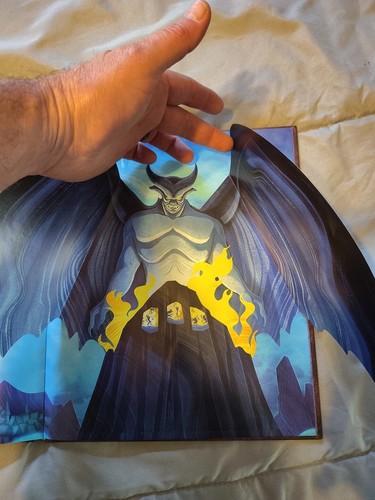 Disney Villains: a Portrait of Evil : History's Wickedest Luminaries (Books... - Picture 11 of 11