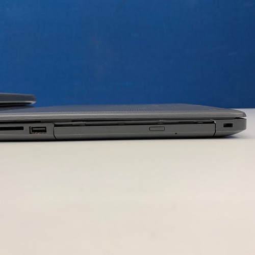 Job Lot x 3 HP 250 G7 Notebook, I7-8565U, 16GB RAM, 120 SSD, NO OS, B *Grade* - Picture 6 of 7