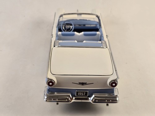 Franklin Mint 1957 Ford Fairlane Skyliner "TINDER BOX EXCLUSVE" LE 1:24 L@@K - Picture 14 of 23