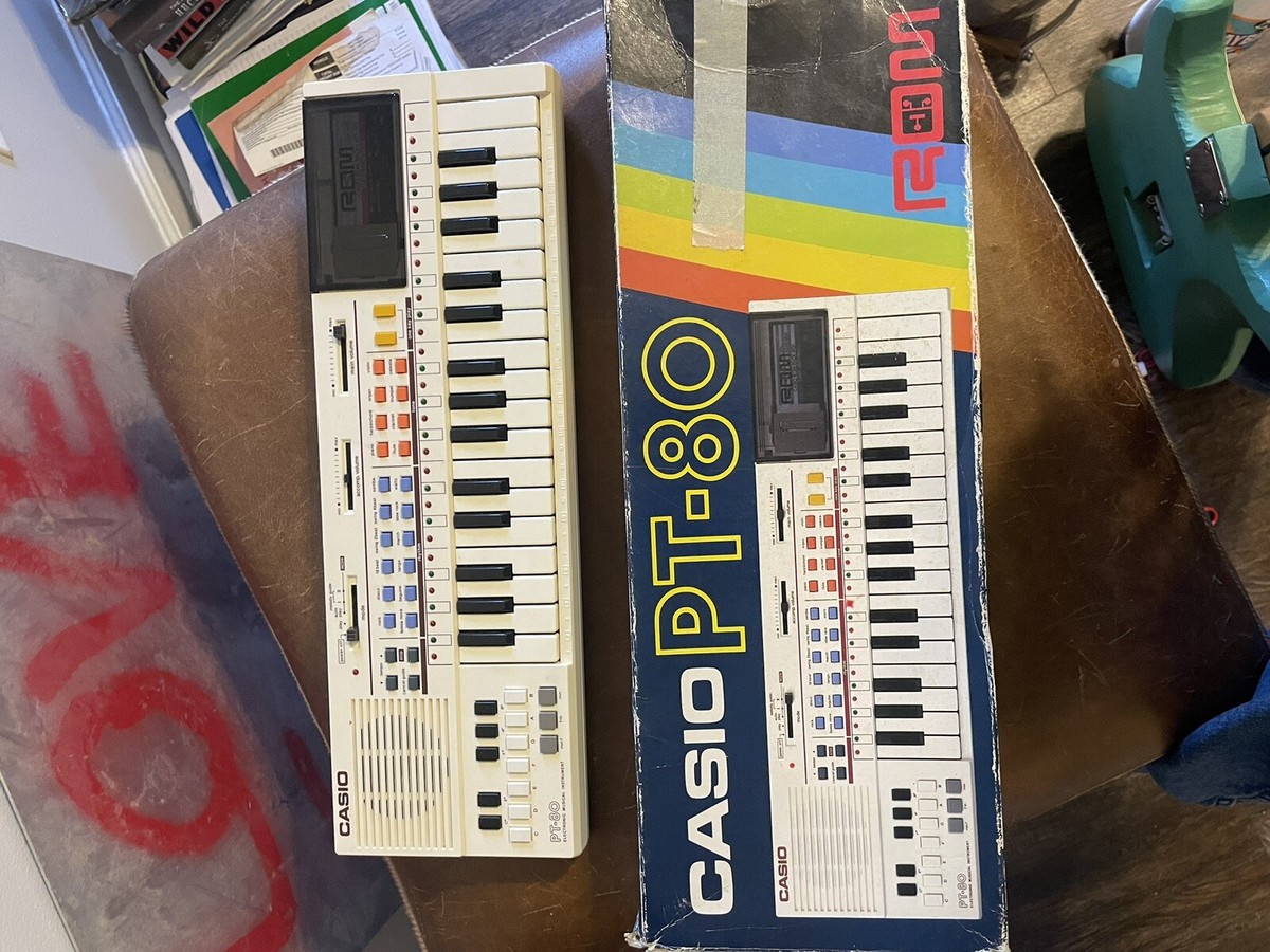 CASIO ミニキーボード（別売可）PT-80 & ROMパック2個 Vintage Casio PT-80 Mini Electronic Keyboard and Original