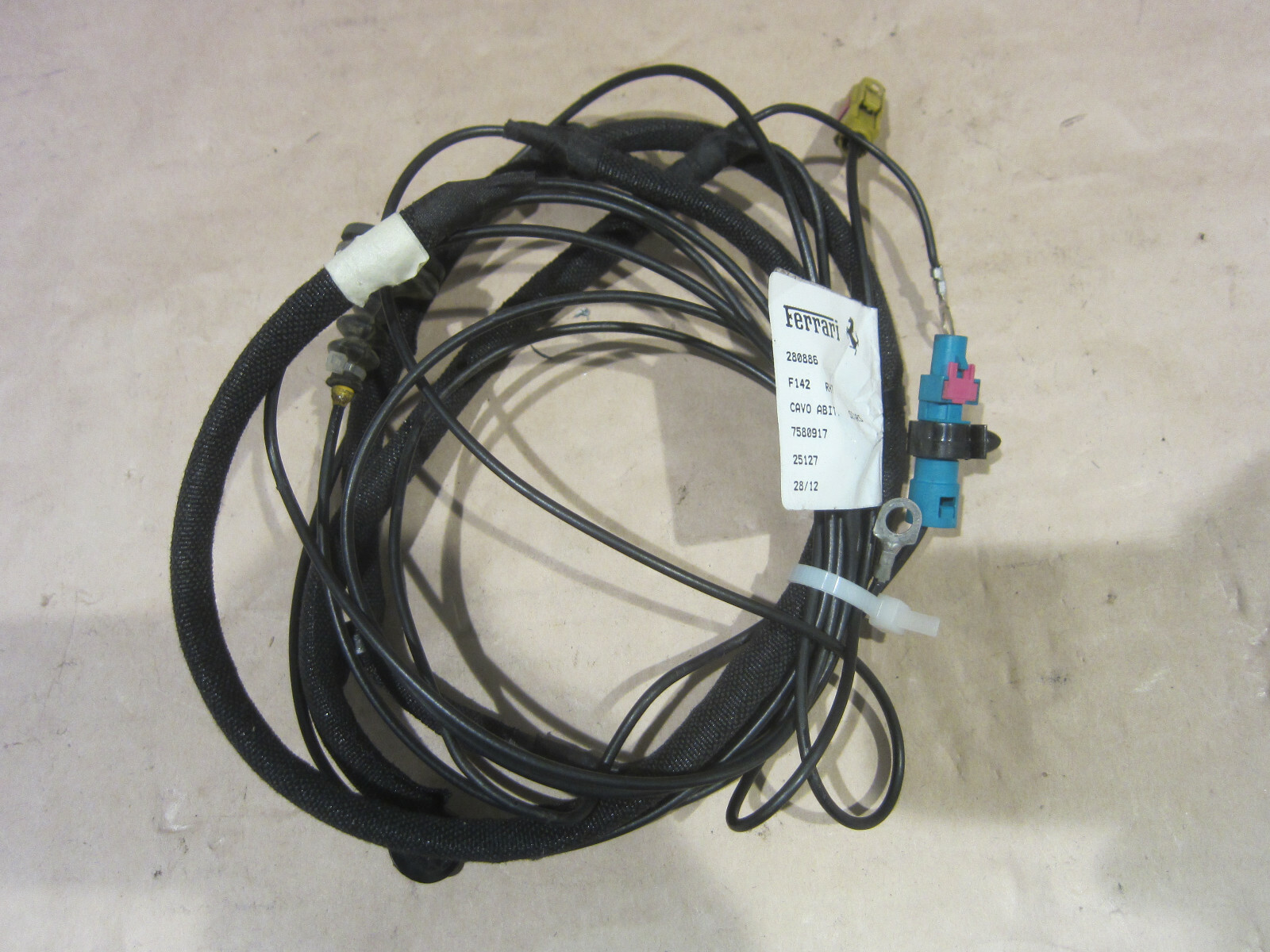 Ferrari 458 - Passenger Compartment SDARS / Sateiilite Antenna - P/N 280886