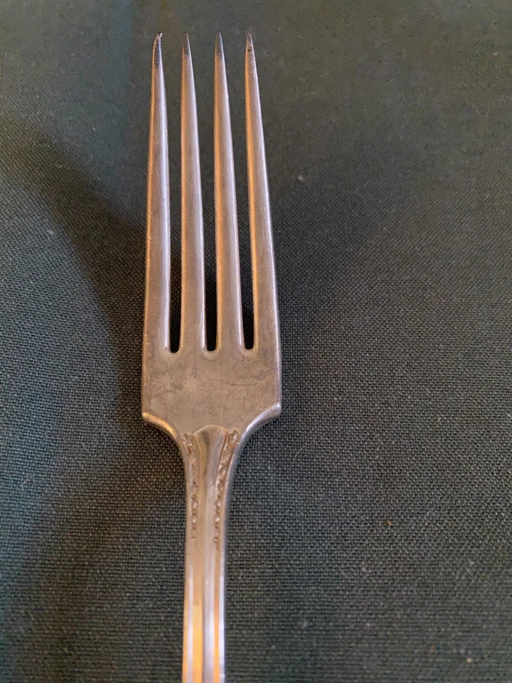 Community Silver Plate Dinner Fork - 1910 Sheraton Pattern - Monogrammed - Image 2 of 4