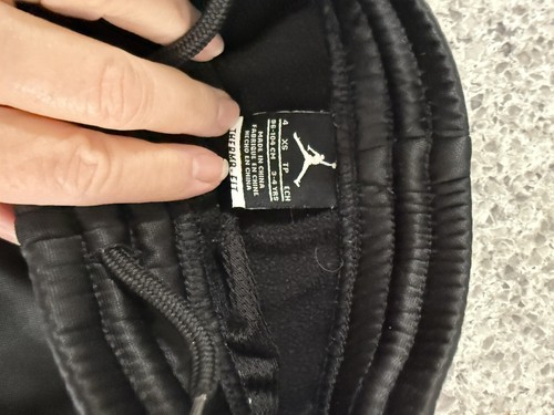 Boys Black Jordan Joggers Size 4 - Picture 3 of 3