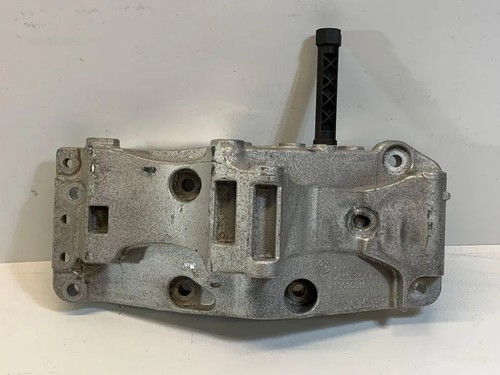 BMW 5 G30 Klimakompressorhalterung 7619250 2.00 Diesel 2017 30680257