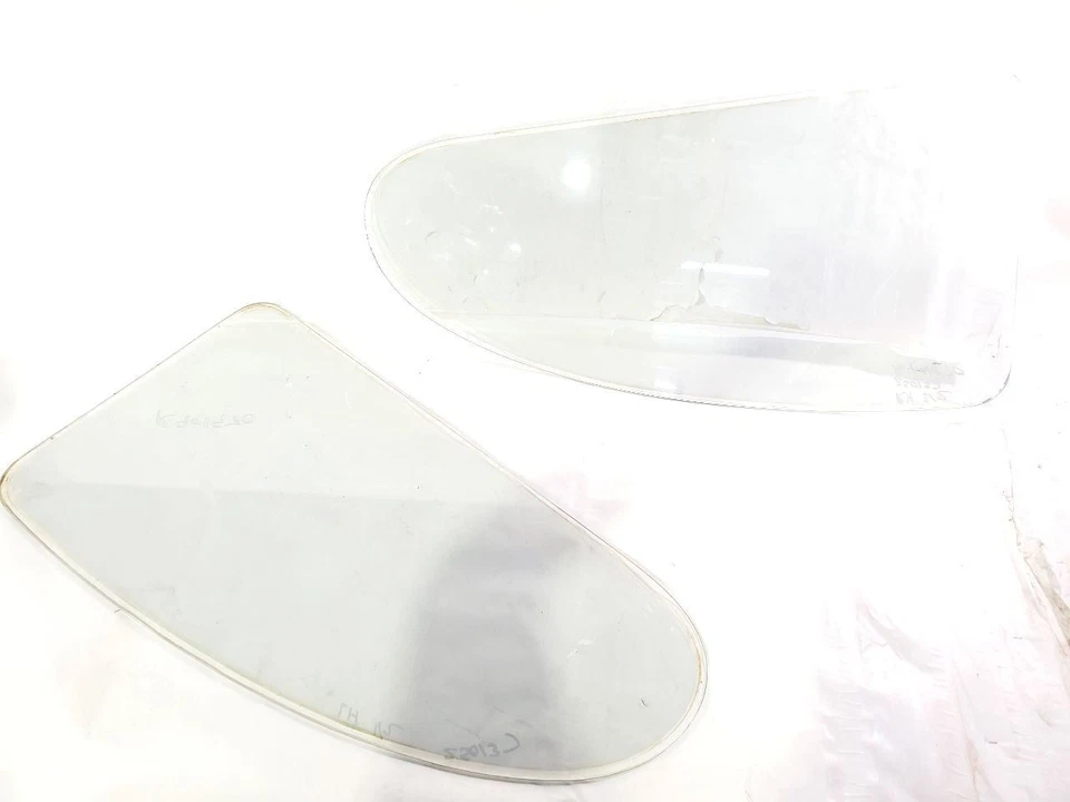 1965 1977 Volkswagen Beetle OEM пара четверть стекла с обеих сторон  - Изображение 2 из 4