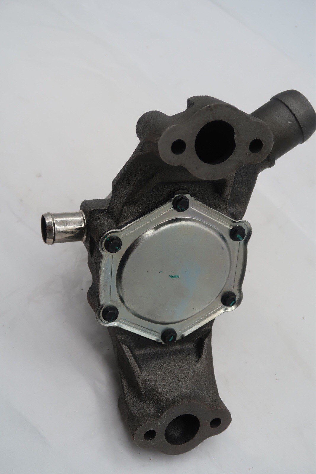 130-7090 GMB Water Pump New for Chevy Express Van SaVana Chevrolet 3500 GMC B7 image 7