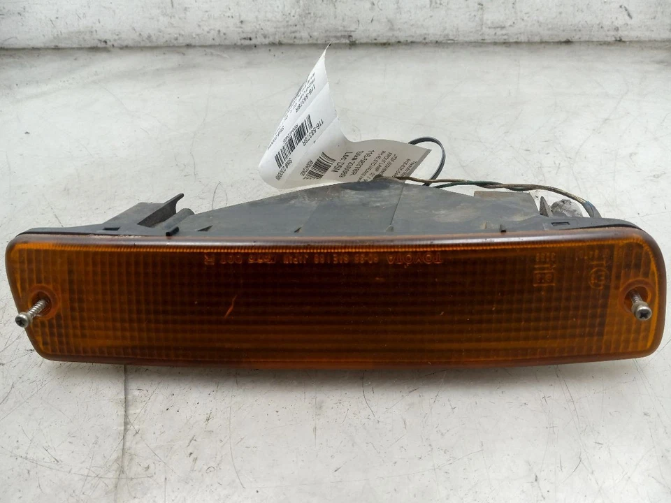 TOYOTA LAND CRUISER 91-98 4,0 L 4x4 en el lado del pasajero luz antiniebla Foto 4 de 4