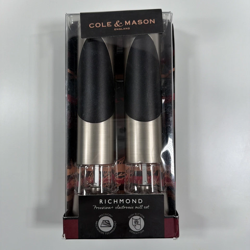 Cole & Mason Richmond Electronic Salt & Pepper Mill Gift Set - Silver - Image 2 of 4