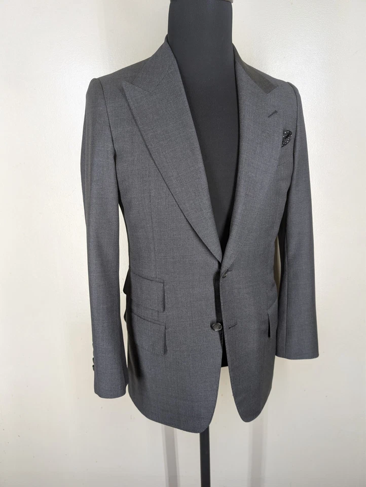 Abrigo deportivo Tom Ford con solapa pico 100 % lana gris - sin pantalones - talla US 35-36 regular Foto 3 de 4