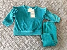 First Impressions Baby Girl Green Ruffle Velvet Sweat Suit 3-6 Months NEW First Impressions Baby Girl Green Ruffle Velvet Sweat Suit 3-6 Months NEW