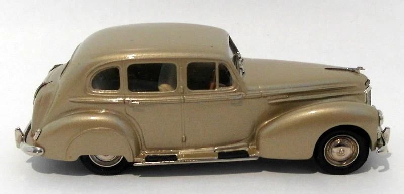 Lansdowne Models 1/43 Scale LDM67X - 1949 Humber Super Snipe Mk3 - Satin Bronze - Image 2 of 4