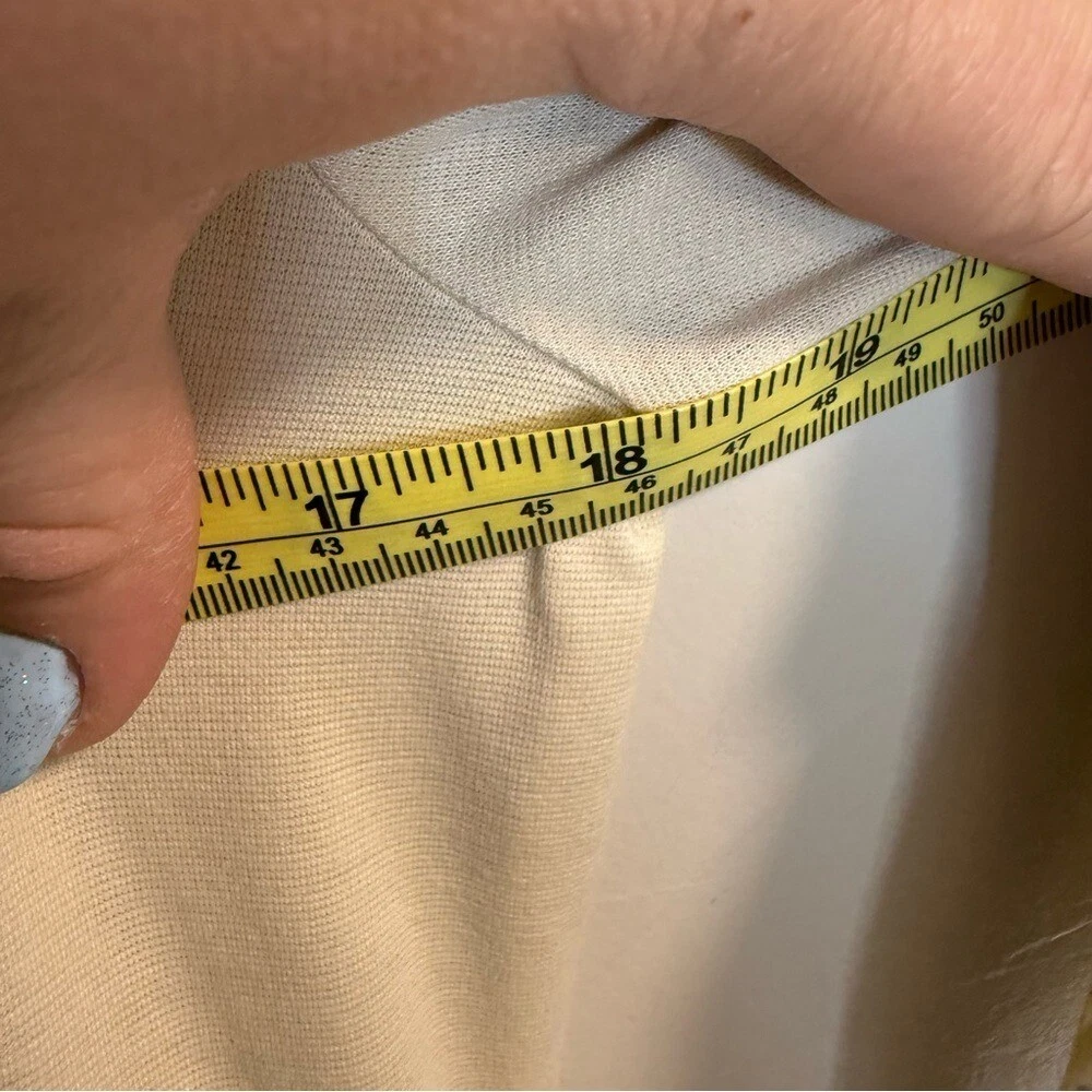 OFF WHITE Abito midi Who What Wear bianco sporco a strati manica a sbuffo neutro nucleo insegnante