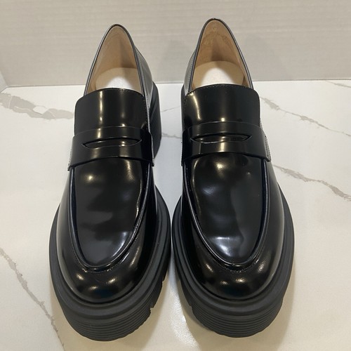 Stuart Weitzman Soho Leather Casual Penny Black Loafers Women Size 10AA CHUNKY