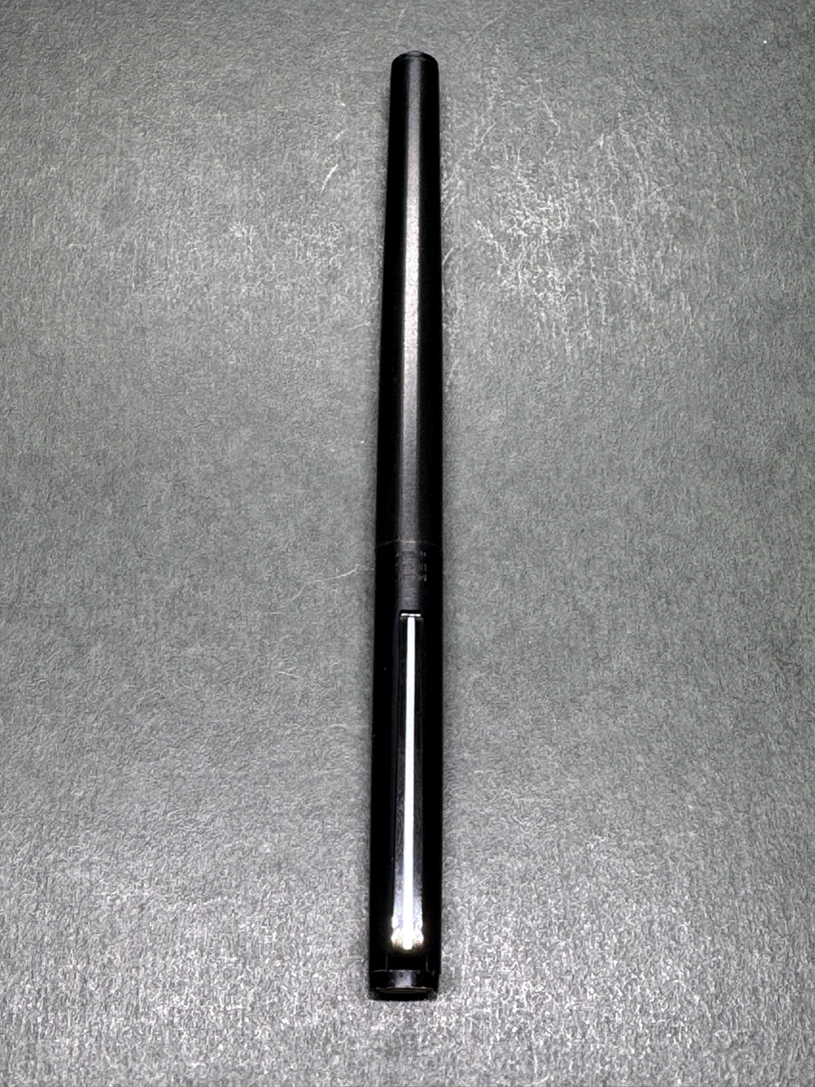 MONTBLANC NOBLESSE VIP No.1124 All-Black Vintage Fountain Pen 14K
