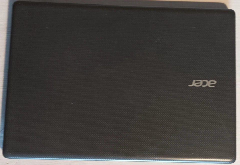 Notebook portatile Acer Aspire One Cloudbook 14" (32GB eMMC) Windows 10 22h2 - Immagine 2 di 4