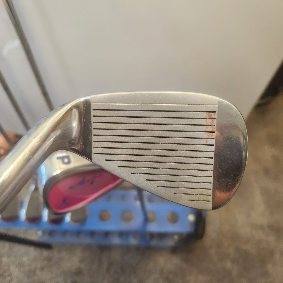 Wilson Hope Oversize Iron Set 5-PW Pink Breast Cancer Awareness Ladies ...